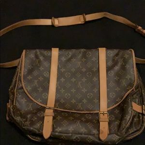 Louis Vuitton Saumur 45 GM